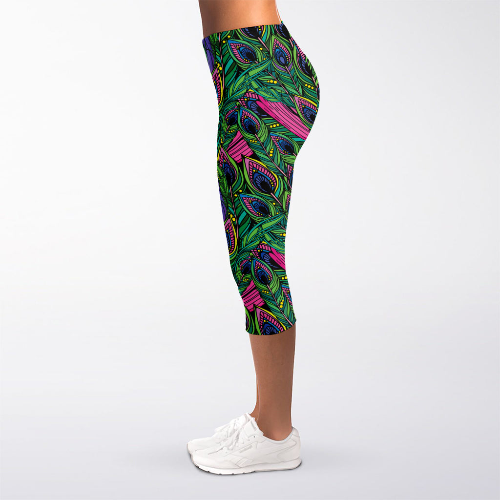 Boho Peacock Feather Pattern Print Women's Capri Leggings