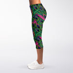 Boho Peacock Feather Pattern Print Women's Capri Leggings