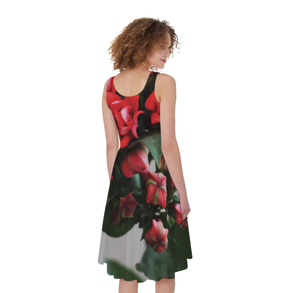 Bouvardia Flower Print Women's Sleeveless Dress