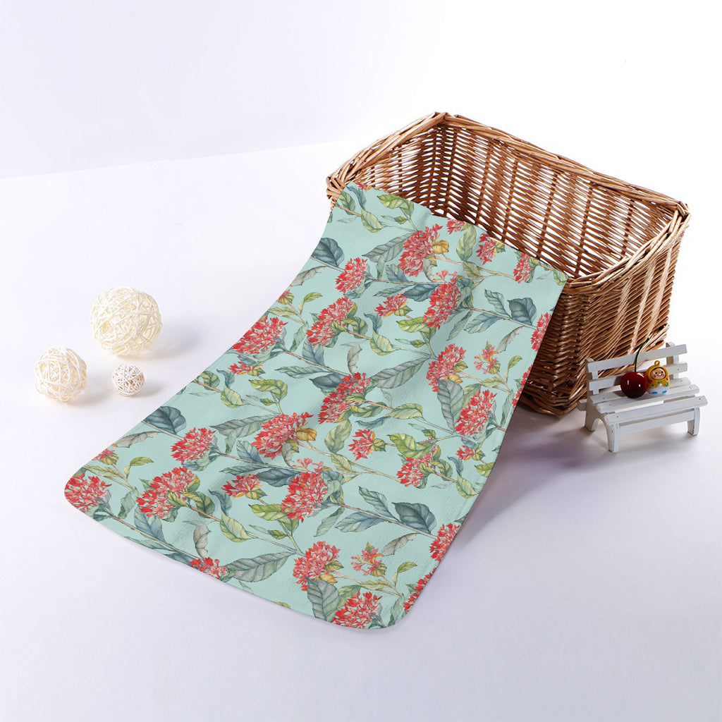 Bouvardia Pattern Print Towel