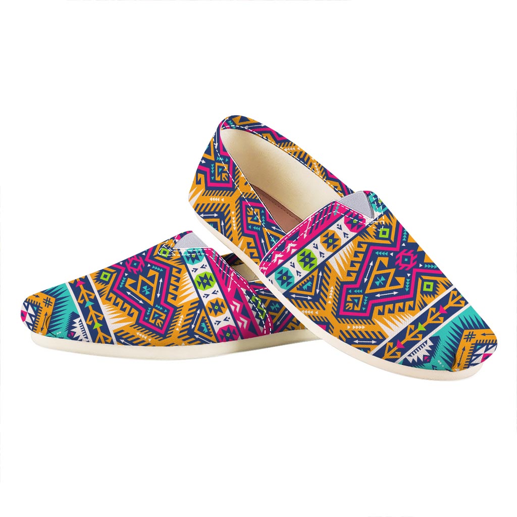 Bright Colors Aztec Pattern Print Casual Shoes