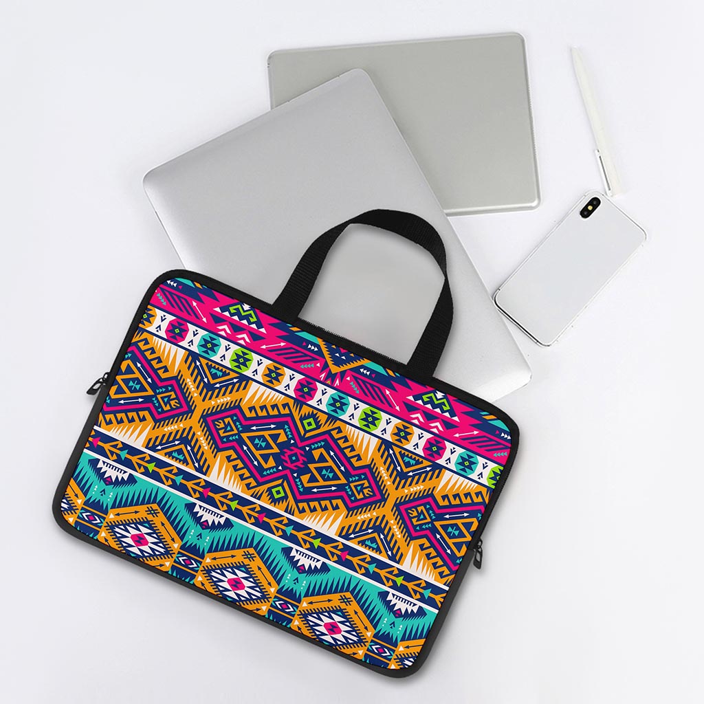 Bright Colors Aztec Pattern Print Laptop Sleeve With Handle