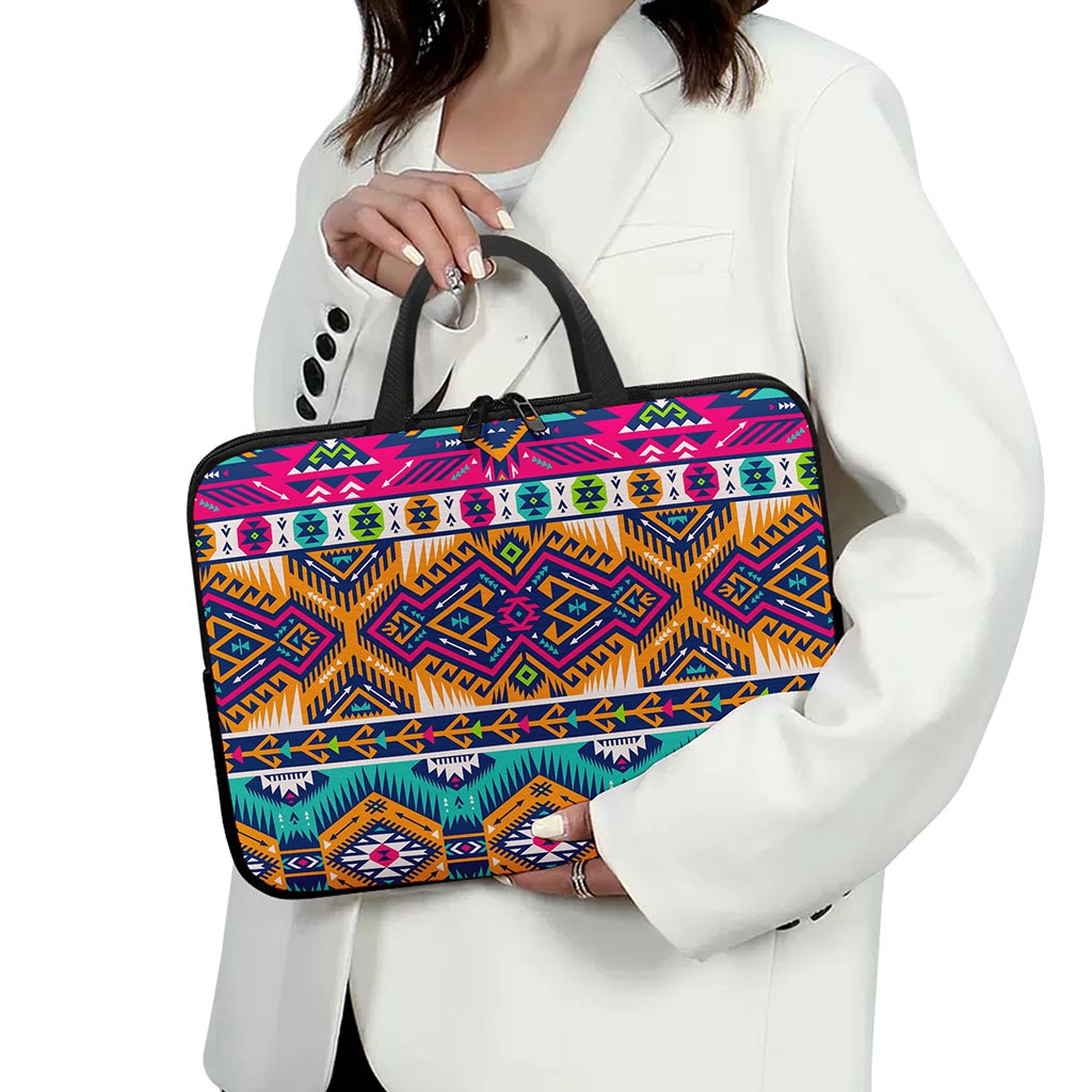 Bright Colors Aztec Pattern Print Laptop Sleeve With Handle