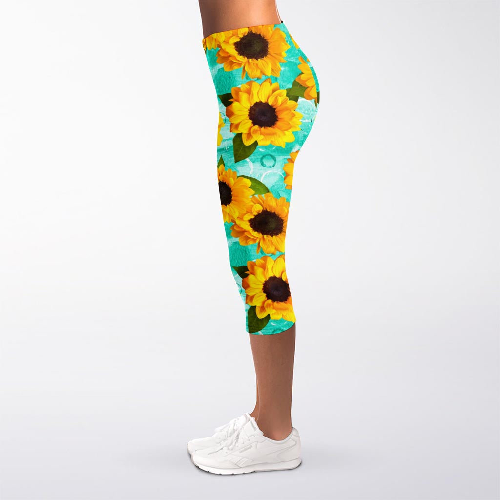 Bright Sunflower Pattern Print Women's Capri Leggings