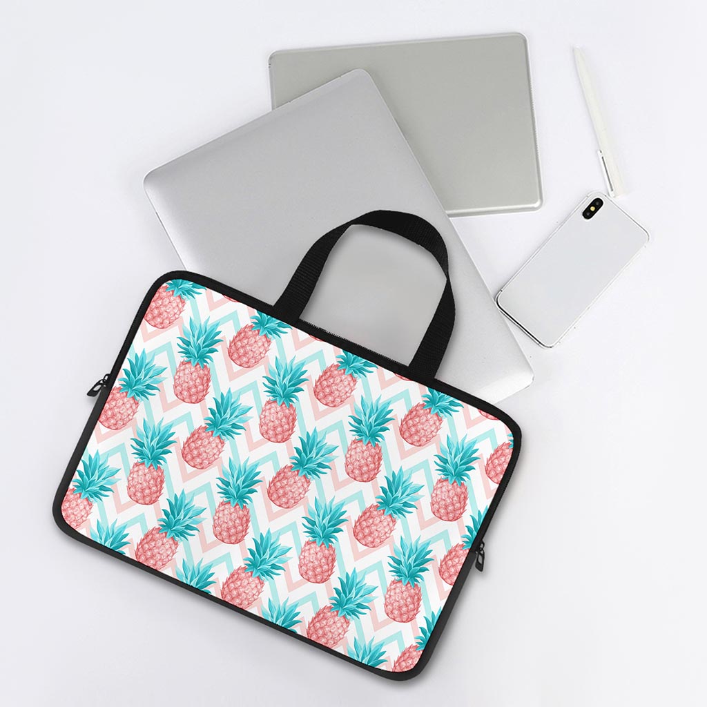 Bright Zig Zag Pineapple Pattern Print Laptop Sleeve With Handle