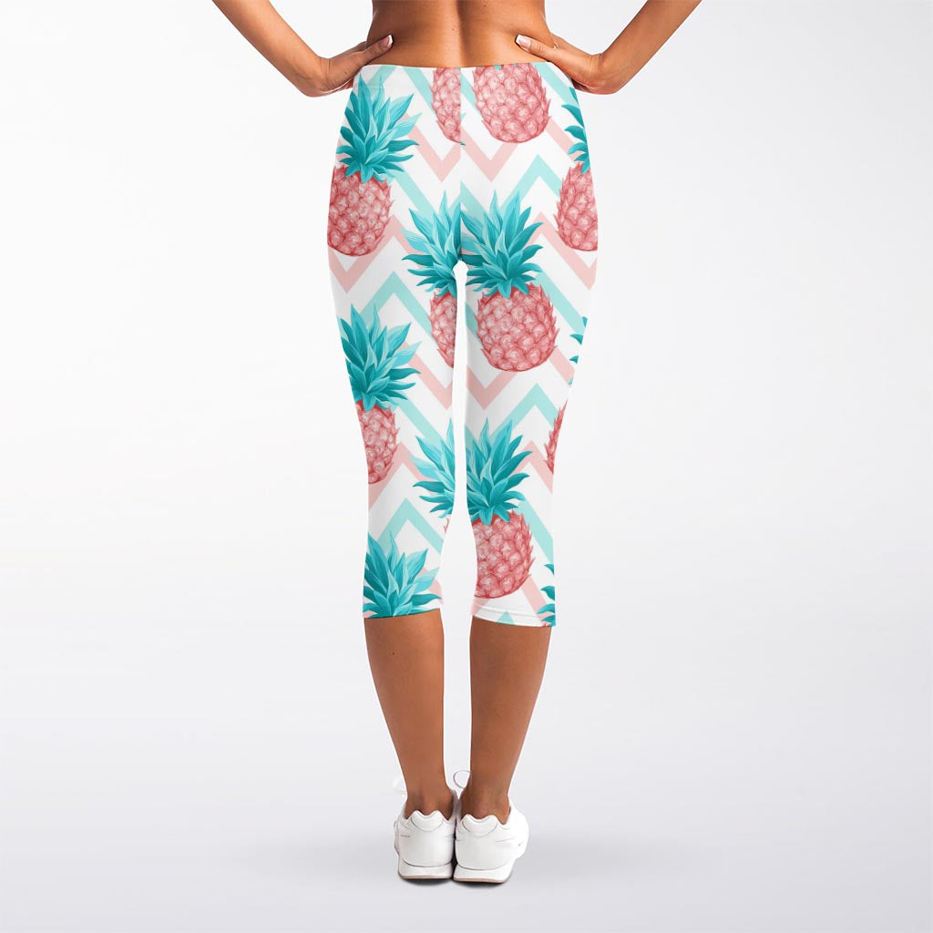 Bright Zig Zag Pineapple Pattern Print Women's Capri Leggings