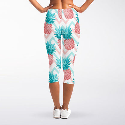 Bright Zig Zag Pineapple Pattern Print Women's Capri Leggings