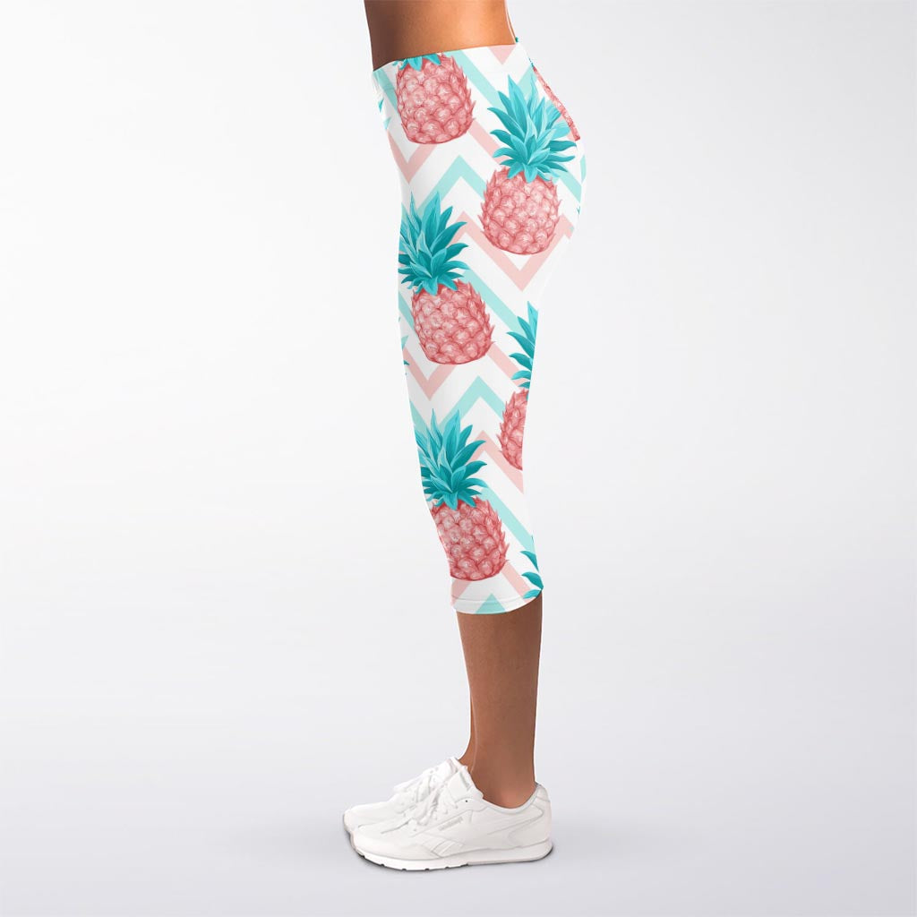 Bright Zig Zag Pineapple Pattern Print Women's Capri Leggings