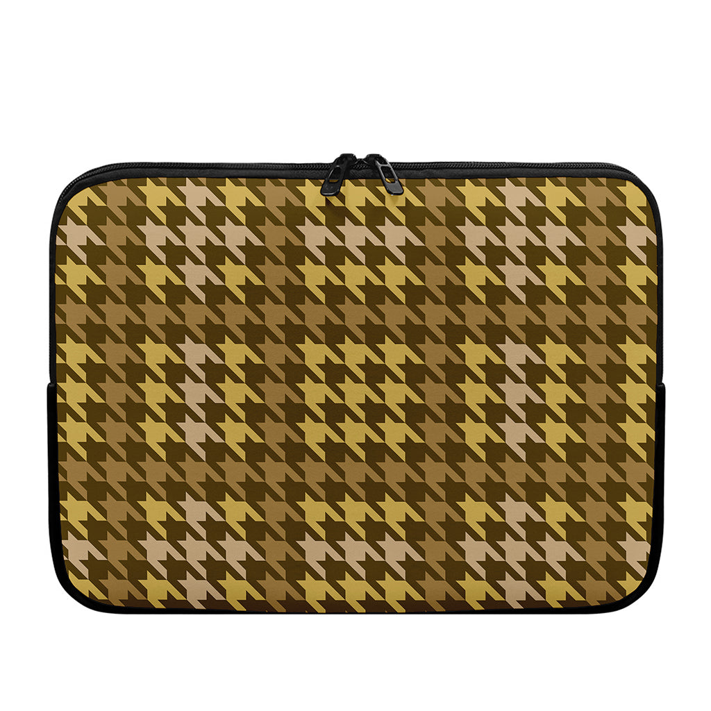 Brown And Tan Houndstooth Pattern Print Laptop Sleeve
