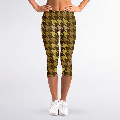 Brown And Tan Houndstooth Pattern Print Women's Capri Leggings