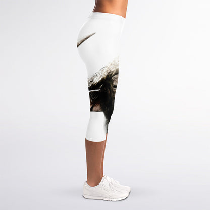 Bull Portrait Print Women's Capri Leggings