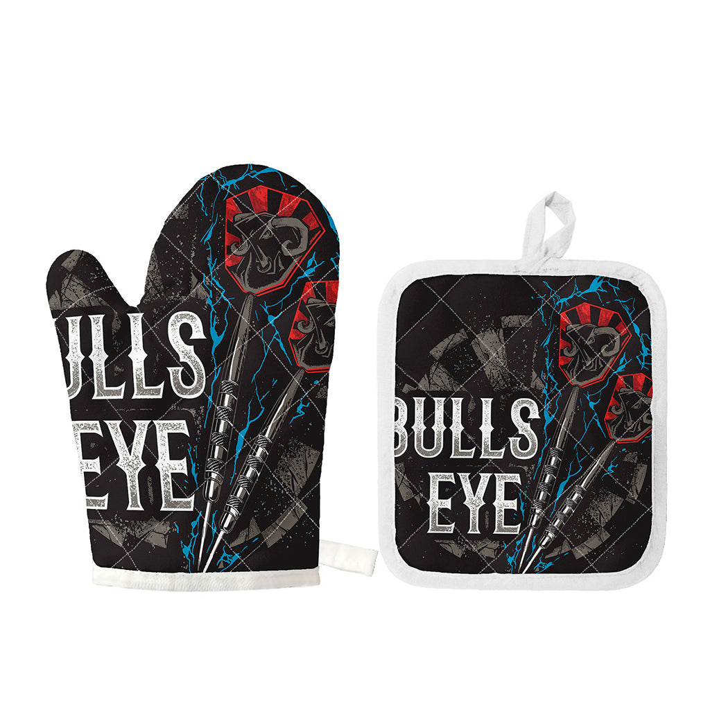 Bullseye Darts Print Oven Mitt And Pot Holder Set