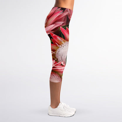 Bunches of Proteas Print Women's Capri Leggings