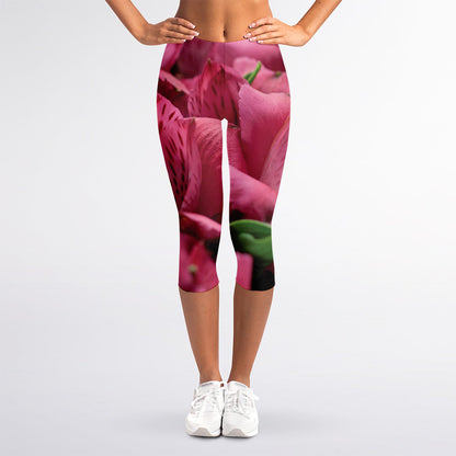 Burgundy Alstroemeria Print Women's Capri Leggings