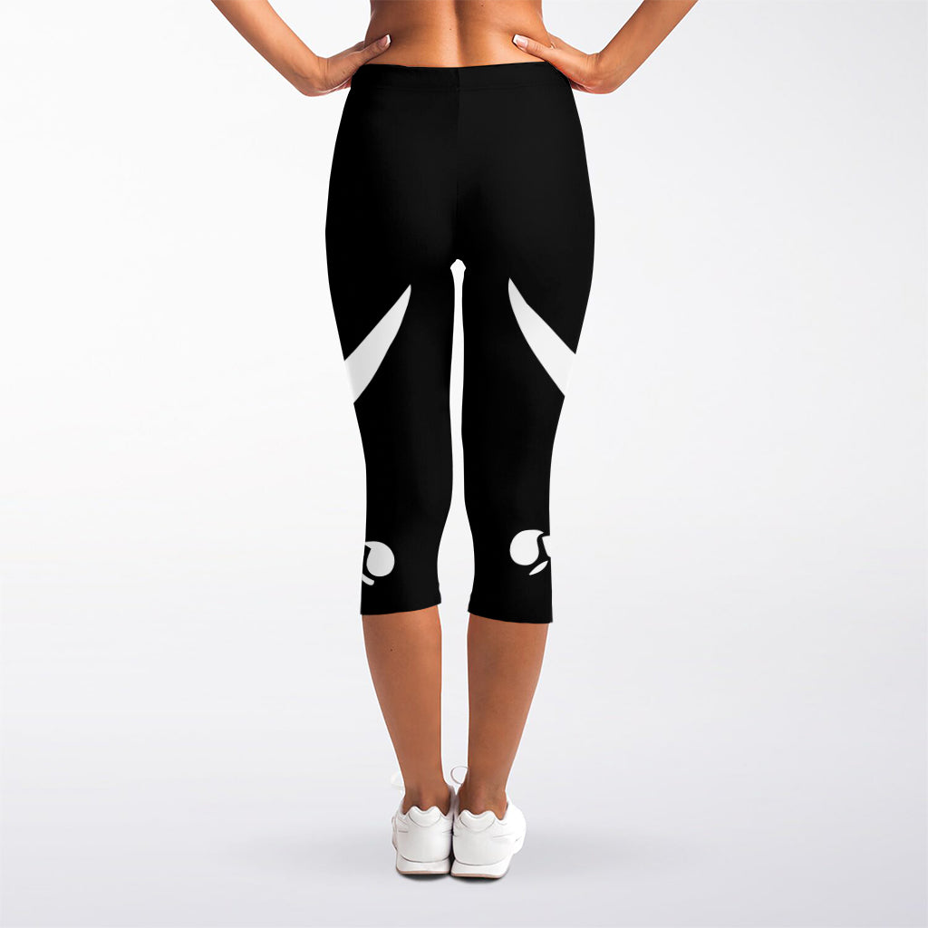 Calico Jack Pirate Flag Print Women's Capri Leggings