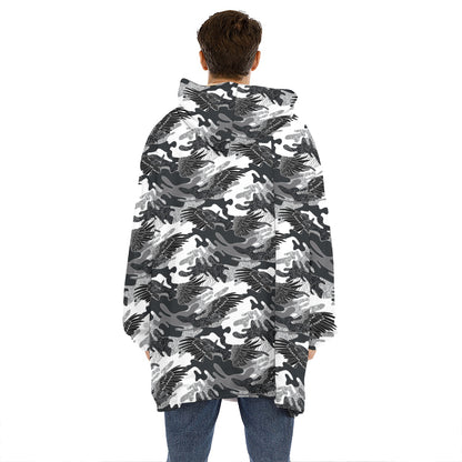 Camouflage Dazzle Wings Pattern Print Hoodie Blanket