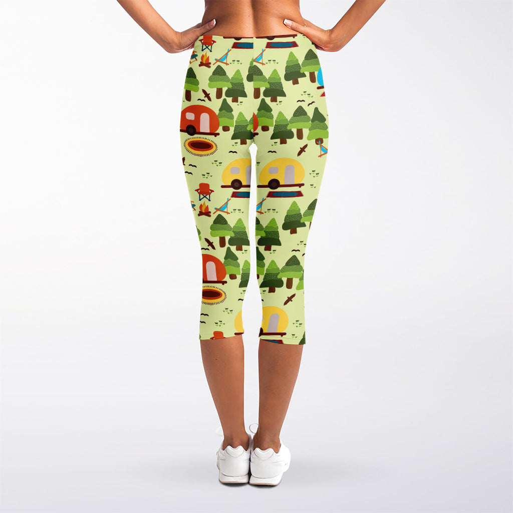 Camping Picnic Pattern Print Women's Capri Leggings