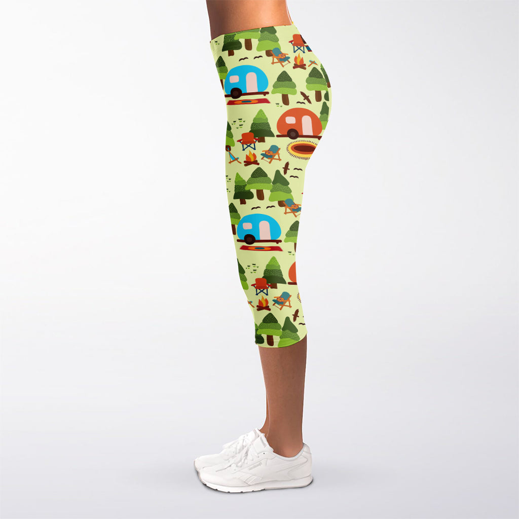 Camping Picnic Pattern Print Women's Capri Leggings