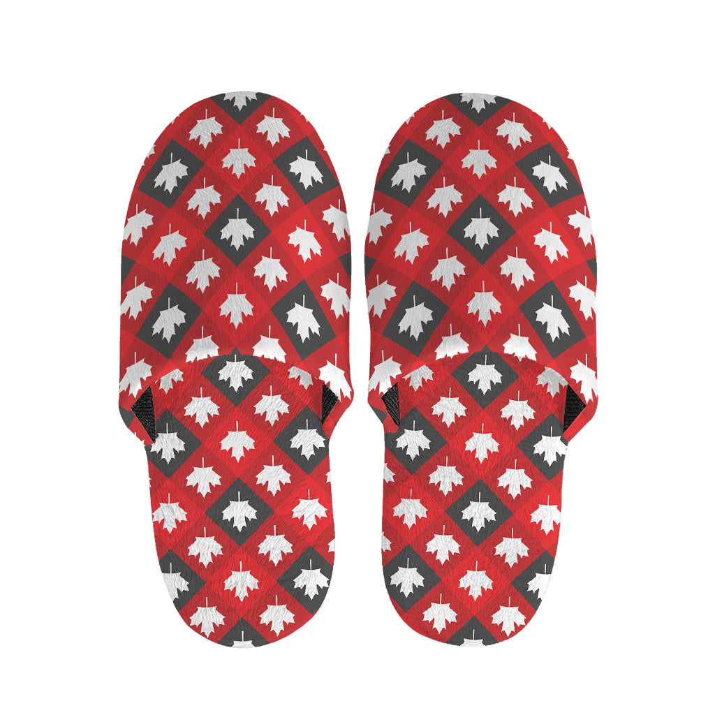 Canada Maple Leaf Pattern Print Slippers