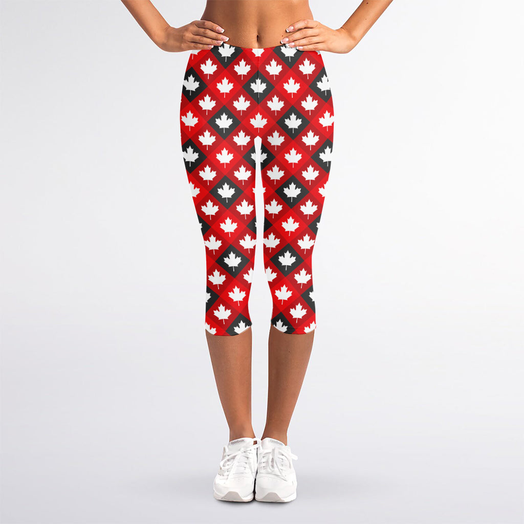 Canada Maple Leaf Pattern Print Women's Capri Leggings