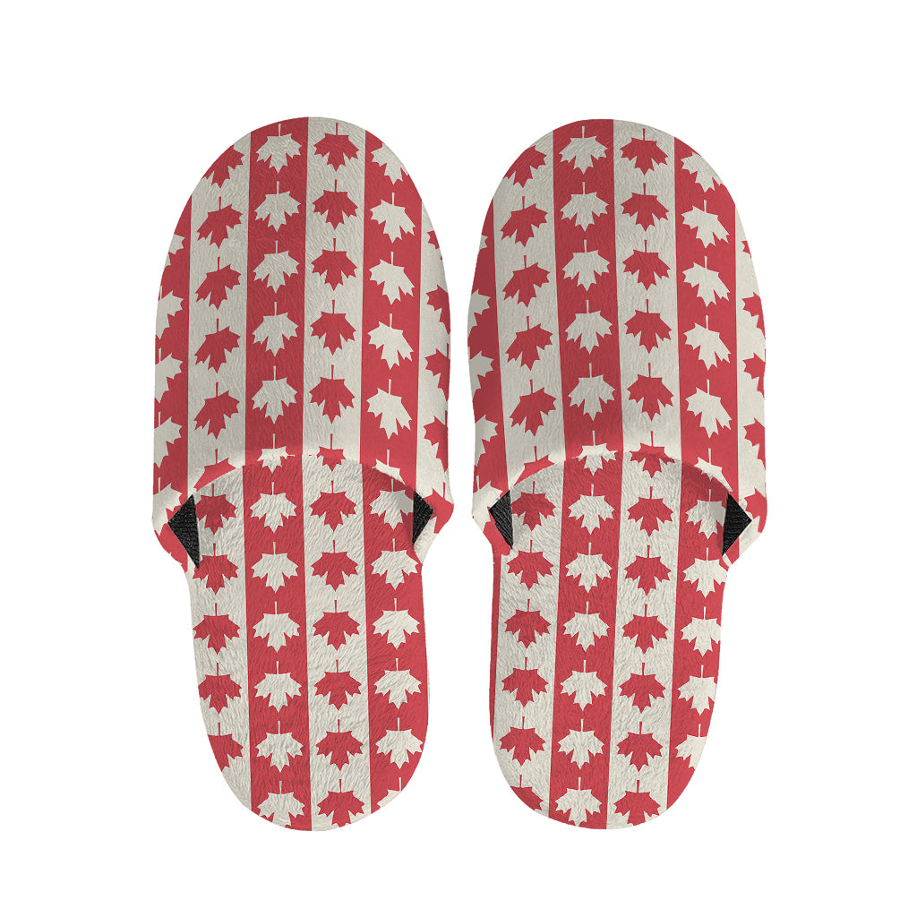 Canadian Maple Leaf Pattern Print Slippers