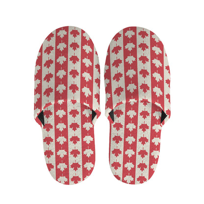 Canadian Maple Leaf Pattern Print Slippers