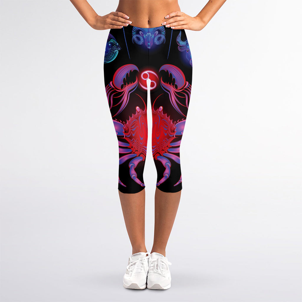 Cancer And Astrological Signs Print Women's Capri Leggings
