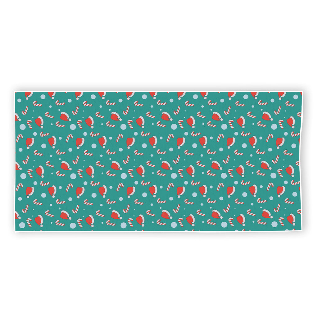 Candy And Santa Claus Hat Pattern Print Beach Towel