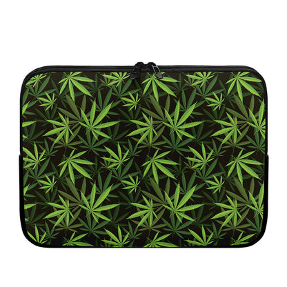 Cannabis Leaves Pattern Print Laptop Sleeve