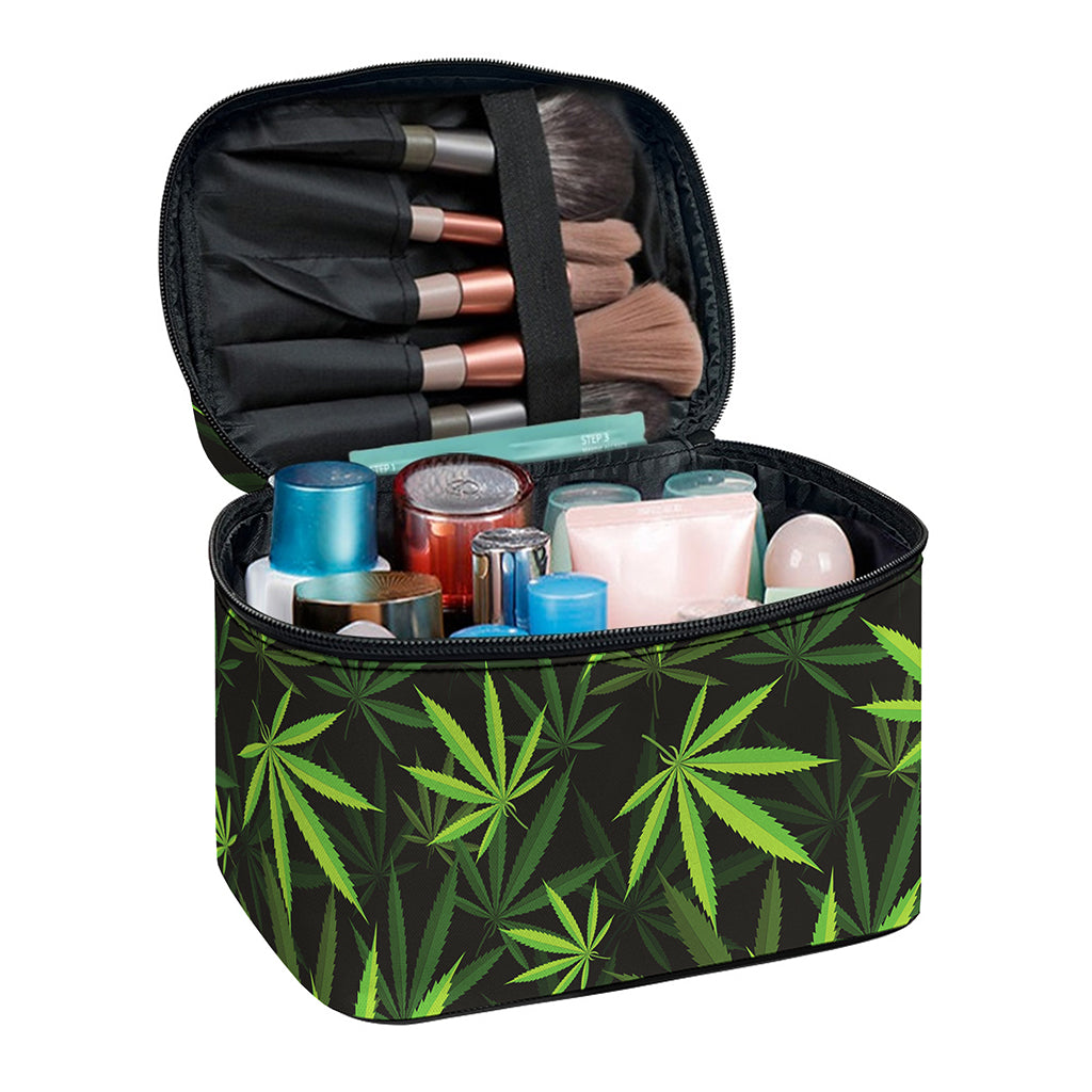 Cannabis Leaves Pattern Print Travel Makeup Bag
