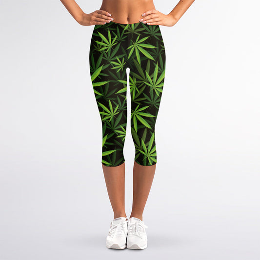 Cannabis Leaves Pattern Print Women's Capri Leggings