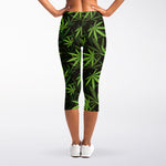 Cannabis Leaves Pattern Print Women's Capri Leggings