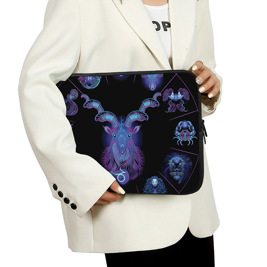 Capricorn And Astrological Signs Print Laptop Sleeve