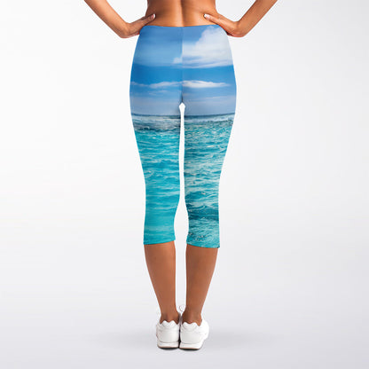 Caribbean Ocean Print Women's Capri Leggings