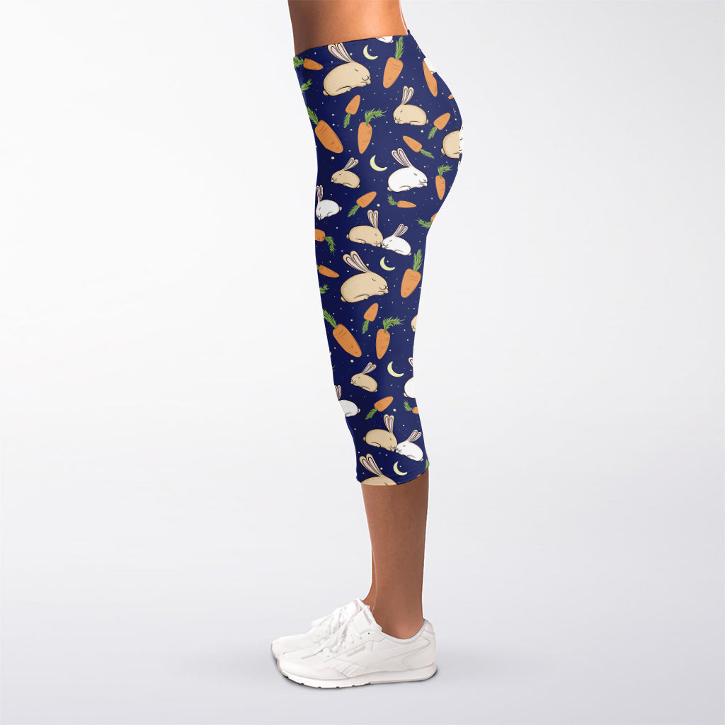 Carrot And Rabbit Pattern Print Women's Capri Leggings