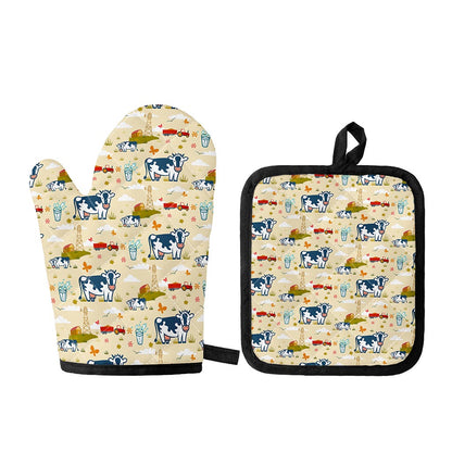 Cartoon Dairy Cow Farm Pattern Print Oven Mitt And Pot Holder Set