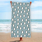 Cartoon Emperor Penguin Pattern Print Beach Towel