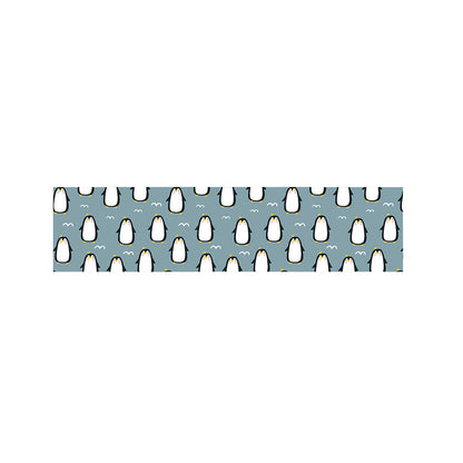 Cartoon Emperor Penguin Pattern Print Bed Runner