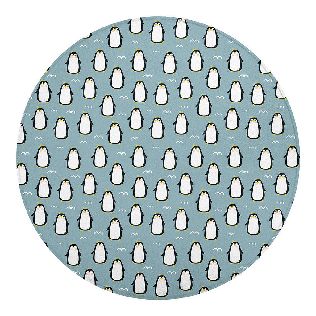 Cartoon Emperor Penguin Pattern Print Round Blanket