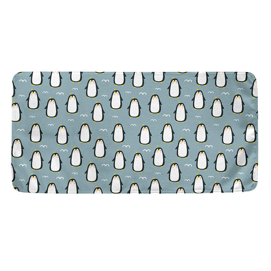 Cartoon Emperor Penguin Pattern Print Towel