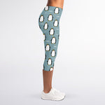 Cartoon Emperor Penguin Pattern Print Women's Capri Leggings