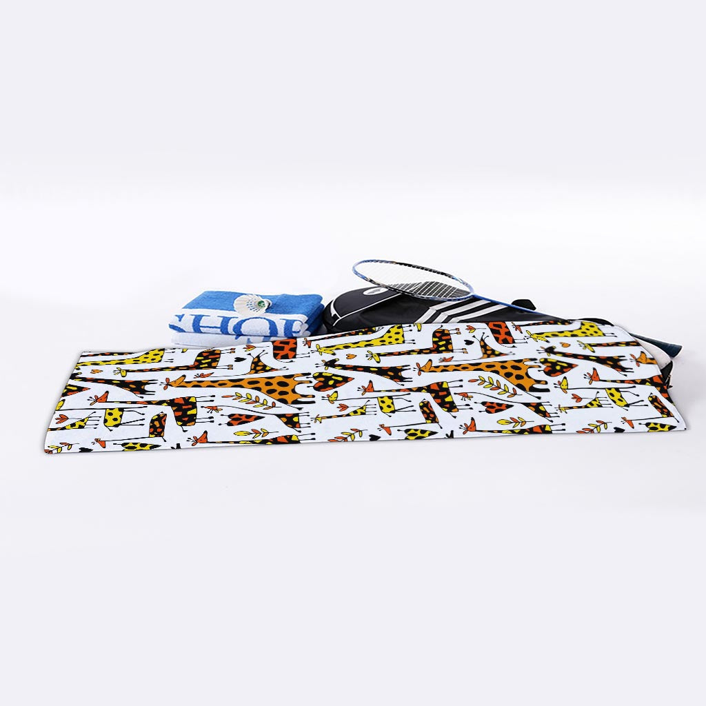 Cartoon Giraffe Pattern Print Sports Towel