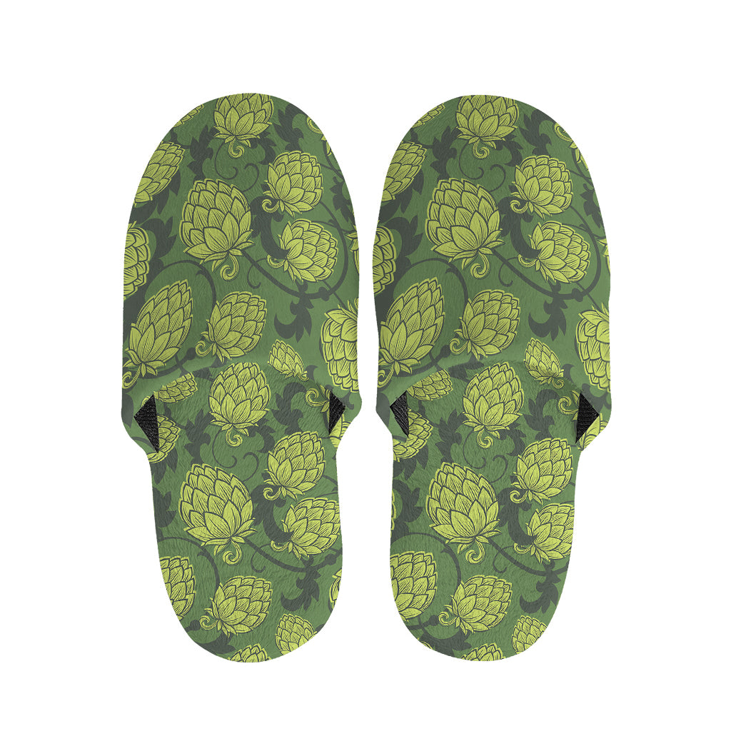 Cartoon Hop Cone Pattern Print Slippers