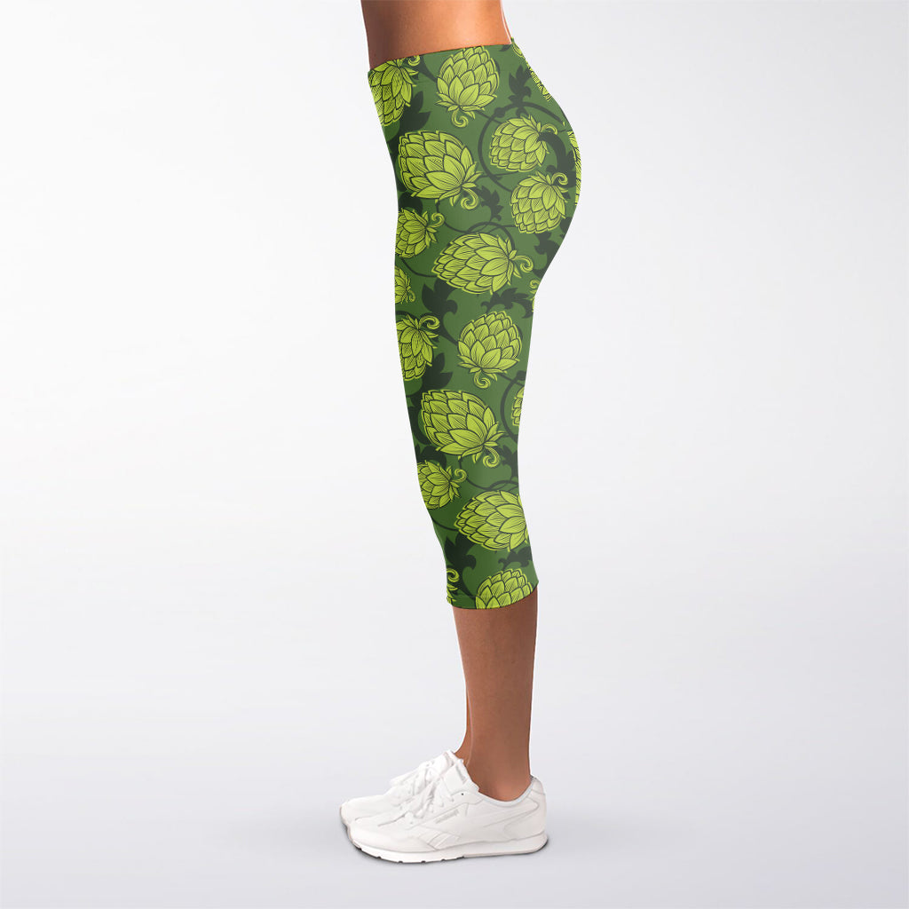 Cartoon Hop Cone Pattern Print Women's Capri Leggings