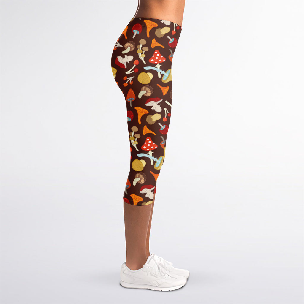 Cartoon Mushroom Pattern Print Women's Capri Leggings