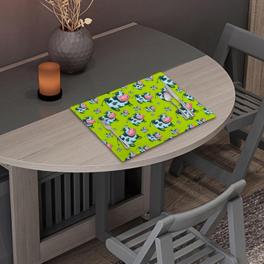 Cartoon Smiley Cow Pattern Print Placemat