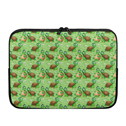 Cartoon Turtle Pattern Print Laptop Sleeve