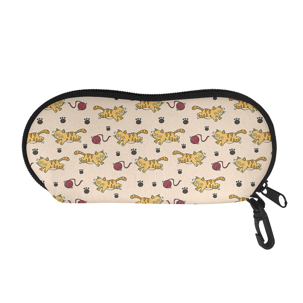 Cat And Yarn Ball Pattern Print Glasses Case