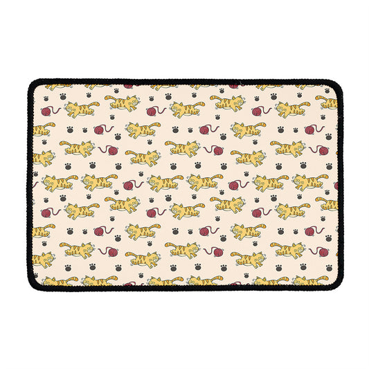 Cat And Yarn Ball Pattern Print Kitchen Mat