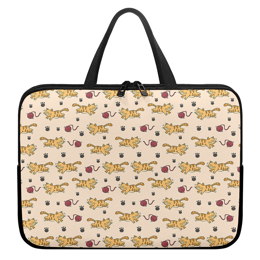 Cat And Yarn Ball Pattern Print Laptop Sleeve With Handle